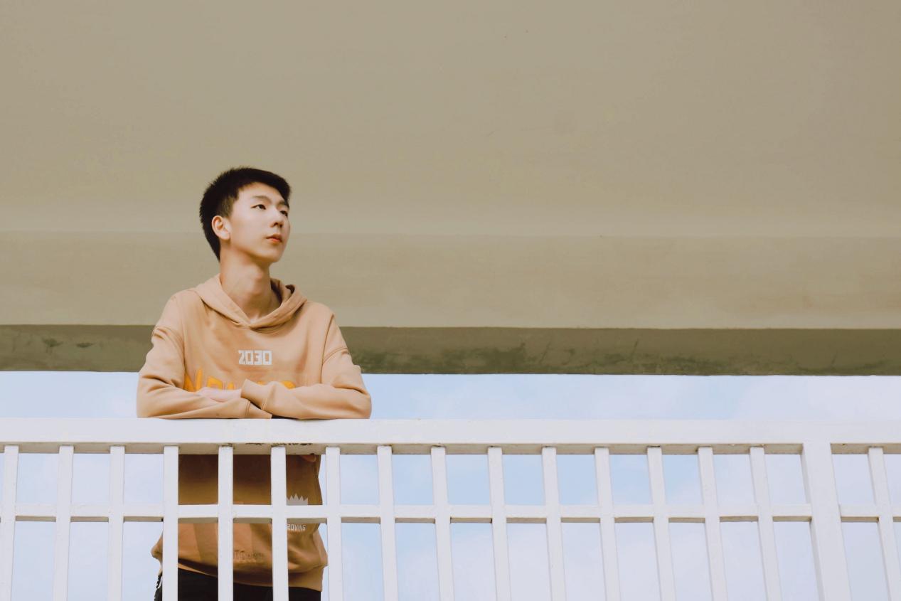 榜样学子 敬铮图片